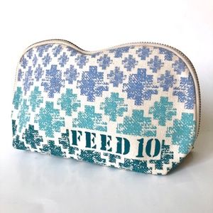 Feed 10 Makeup Bag for clarions